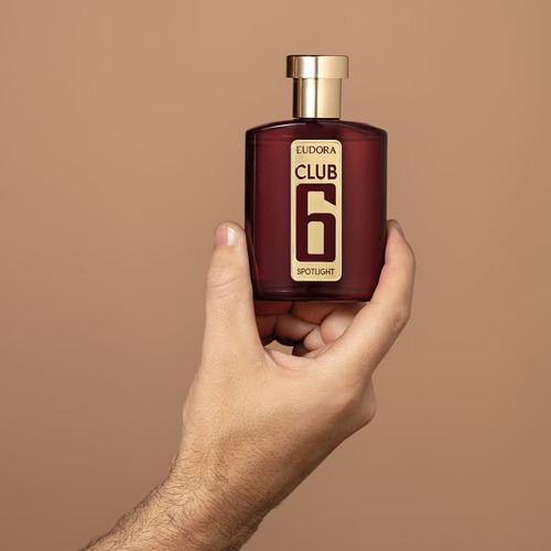Club 6 Spotlight Presente: Colônia 95ml + Loção Corporal 200ml + Sacola