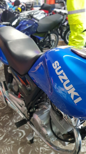 Imagen 7 de 10 de Suzuki En125