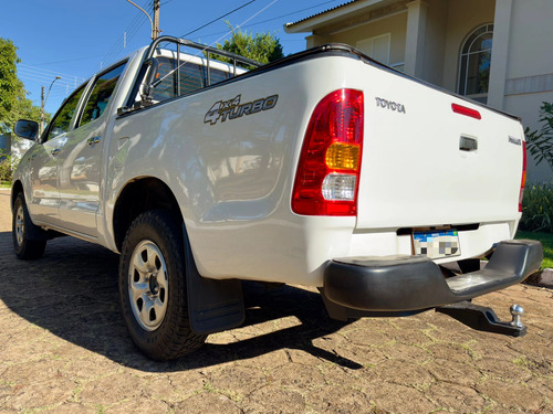Toyota Hilux 2.5 Cab. Dupla 4x4 4p