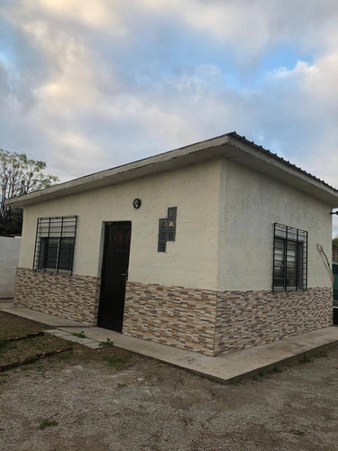 Alquiler Casa 1 Dormitorio En Lomas De Solymar, Ciudad De La Costa