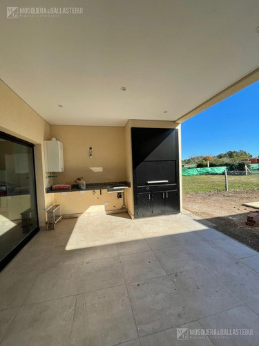 Imagen 2 de 30 de Casa - San Ramon