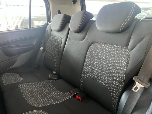 Fiat Uno 1.0 Attractive Flex 5p 5 marchas