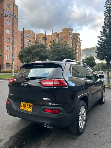 Jeep Cherokee 3.2 Longitude