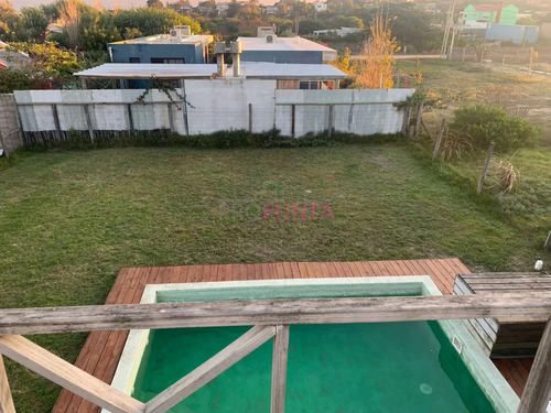 Casa En Manantiales, Balneario Buenos Aires