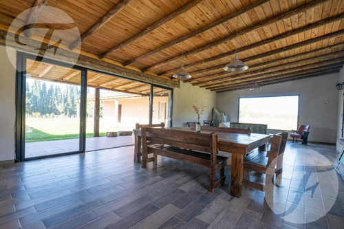 Venta De Chacra En San Pedro - Casa De 430 M2 - Gobernador Castro - Pecan Y Arboleda