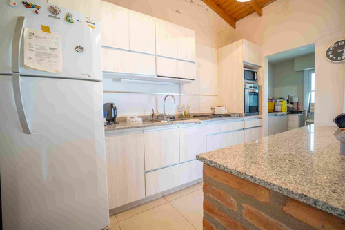 Casa En Venta - Palihue