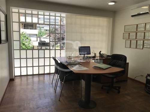 Imagen 5 de 20 de Oficina En Venta De 8 Privados En Las Condes