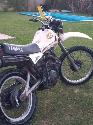 Imagen 2 de 6 de Yamaha Xt 550