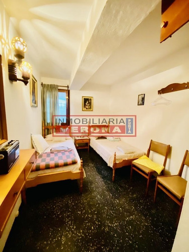 Imagen 10 de 28 de Amplia Casa En Pda. 25 A La Venta