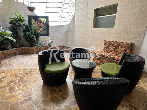 Casa-local En Arriendo En Av Jardín. Cod A775891