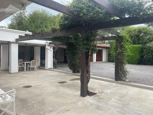 Casa En Lisboa Al 900 Villa Allende Golf