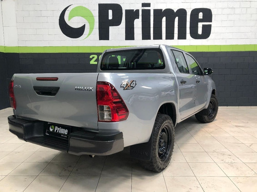 Toyota Hilux 2.8 Std 4x4 Cd 16v