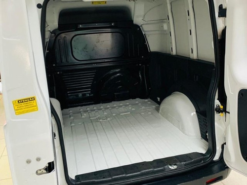 Imagem 13 de 15 de Fiorino 1.4 Mpi Furgão Hard Working 8v Flex 2p Manual