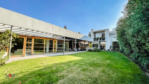 Espectacular Casa En Las Lomas De La Dehesa