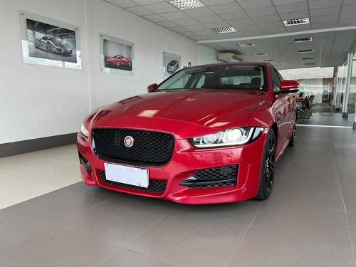 Imagem 1 de 15 de Jaguar Xe P250 R-sport 2016