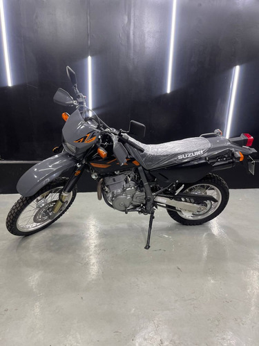 Suzuki Dr 650 2024