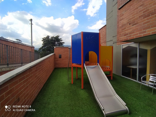 Apartamento En Venta En Itagui, En Portal De Ditaires, Cerca Mall Suramerica