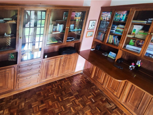 Casa En Venta En La Lagunita Con JardÃn En Calle Cerrada