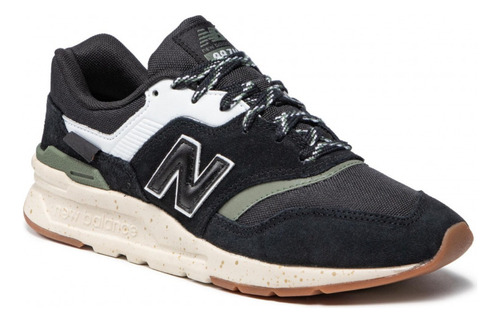 Zapatillas New Balance Hombre + Medias Cuo S Int