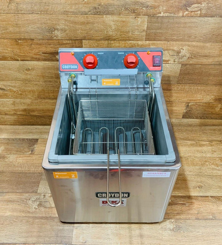 Imagem 2 de 3 de Fritadeira Elétrica Croydon Zona Fria Fzm8 Cesto Grande