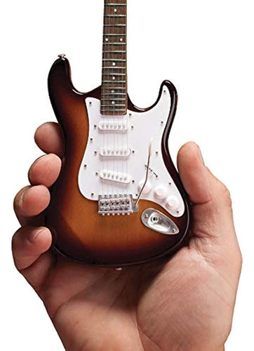 Ax Heaven Fs-001 Fender Stratocaster Guitarra Clásica En Min