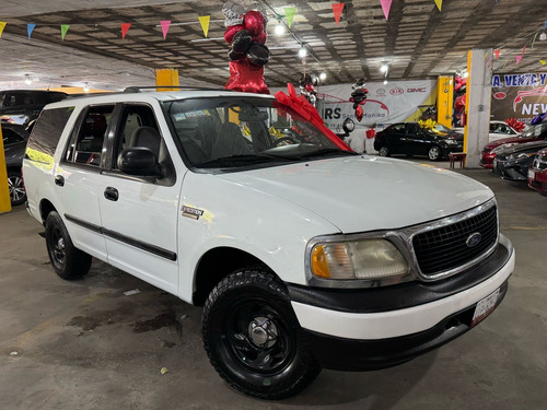 Ford Expedition 4.6 Xlt 4x2 Mt