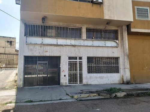 Imagen 3 de 14 de Alquila Local Comercial De 110m² Pb Puerto La Cruz