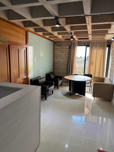 Oficina 130 M2