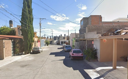 Casa En Remate, Perfecta Zona De San Luis Potosi (jacarandas 1ra Secc)