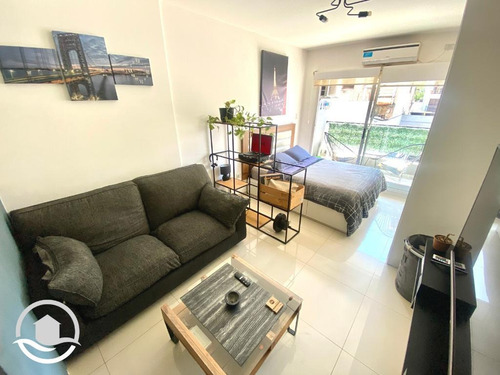 Imagen 10 de 20 de Monoambiente C/cochera En Venta - Impecable Estado