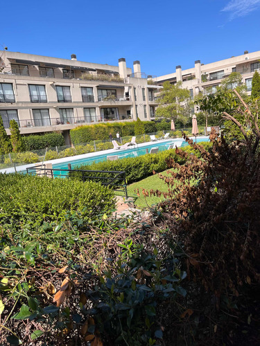 Espacio Las Lomas (dos Ambientes Dos Baños Jardín Cochera)