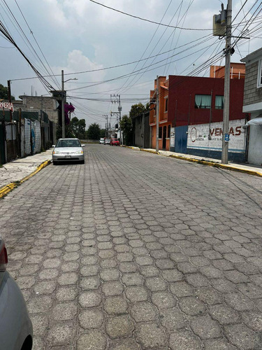 Venta De Casa En Santa Ana Tlapaltitlán Toluca A Dos Cuadras De Comonfort