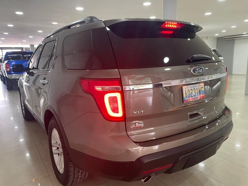 Imagen 3 de 10 de Ford Explorer