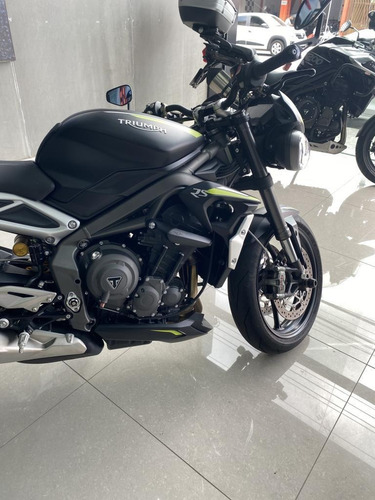 Street Triple 765 Rs