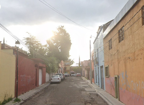 Venta De Casa En Remate Bancario En Barrio Jalatlaco Oaxaca De Juarez J.c