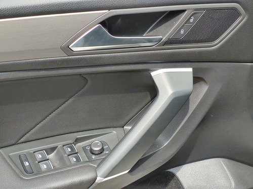 Imagen 7 de 15 de Volkswagen Tiguan 2019 1.4 Comfortline At