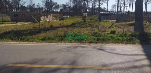 Unicos Cinco Terrenos Sobre Ruta 87 En Fraccionamiento De Rapido Crecimiento