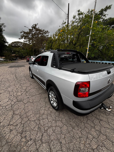 Volkswagen Saveiro 1.6 16v Cross Cab. Dupla Total Flex 2p