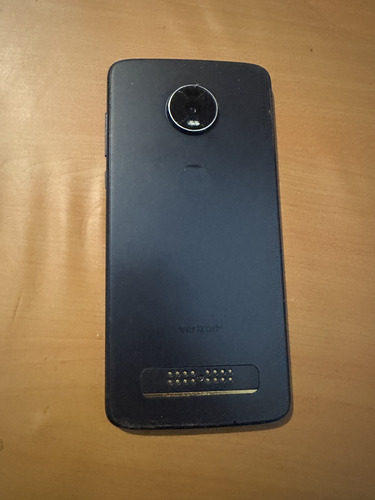 Moto Z4 128 Gb Gris Flash 4 Gb Ram Para Reparar Gris Oscuro (Usado)