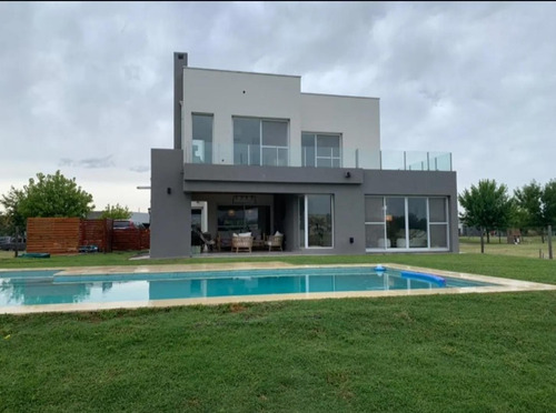 Imagen 18 de 24 de Casa 5 Ambientes /dependencia Con Laguna En Islas Del Canton