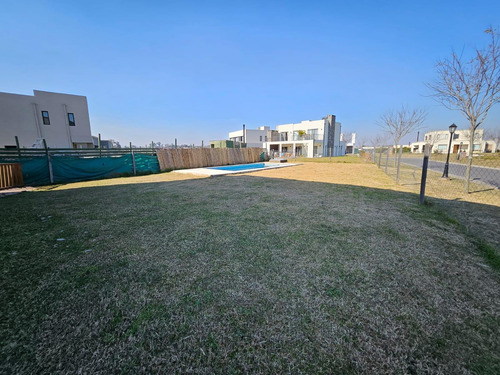 Casa A La Venta En Dos Plantas A Estrenar En Barrio San Pablo