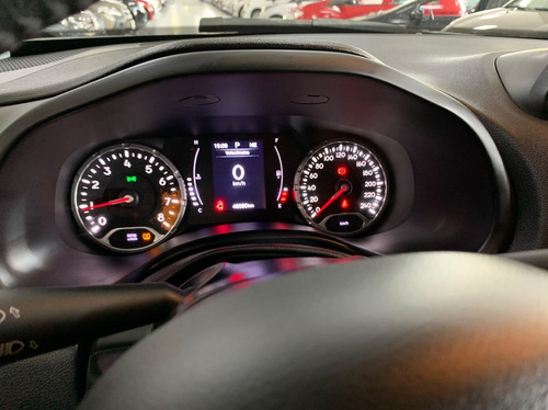 Imagem 8 de 14 de Jeep Renegade 1.8 16v Longitude 2018 Completo Suv