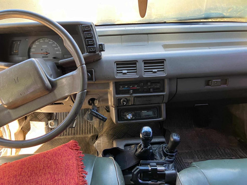 Camioneta Isuzu Tfs 4x4 Cabina Y Media. Año 1993