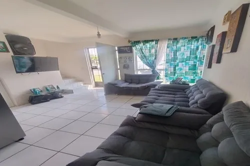 Casa En Fraccionamiento Valle Esmeralda, Emiliano Zapata Precio $1,230,000