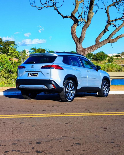Toyota Bandeirante Ccross Xre 20