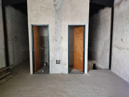 Imagen 10 de 18 de Galpones-depositos En Venta Barquisiimeto /04245565759