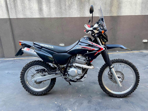 Imagen 19 de 23 de Honda Tornado 250