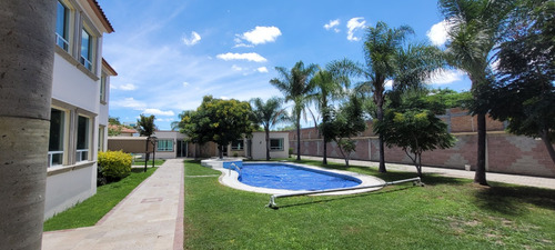 Magnifica Casa En Jurica Queretaro Con Salon De Eventos Y Alberca