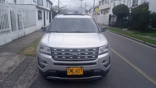Ford Explorer 3.5 Xlt
