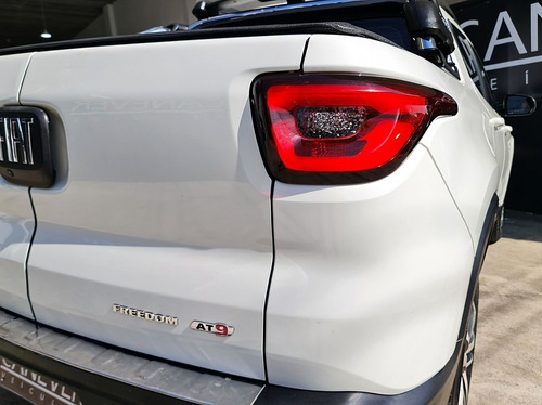 Imagem 3 de 15 de Fiat Toro 2.0 16v Turbo Freedom 2019